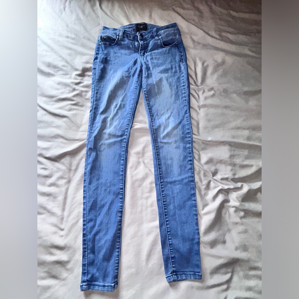 Junior's Celebrity Pink Skinny Jeans